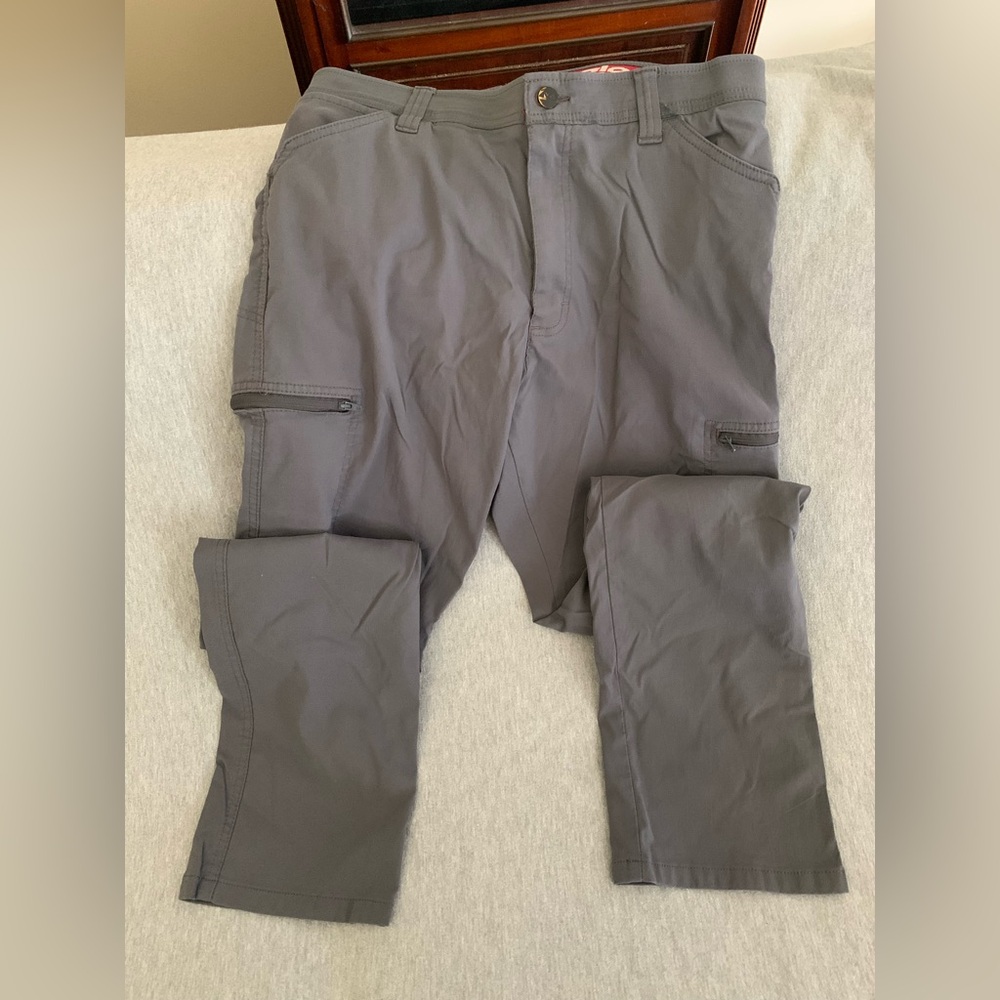 Wrangler Men’s outdoor all terrain cargo pants